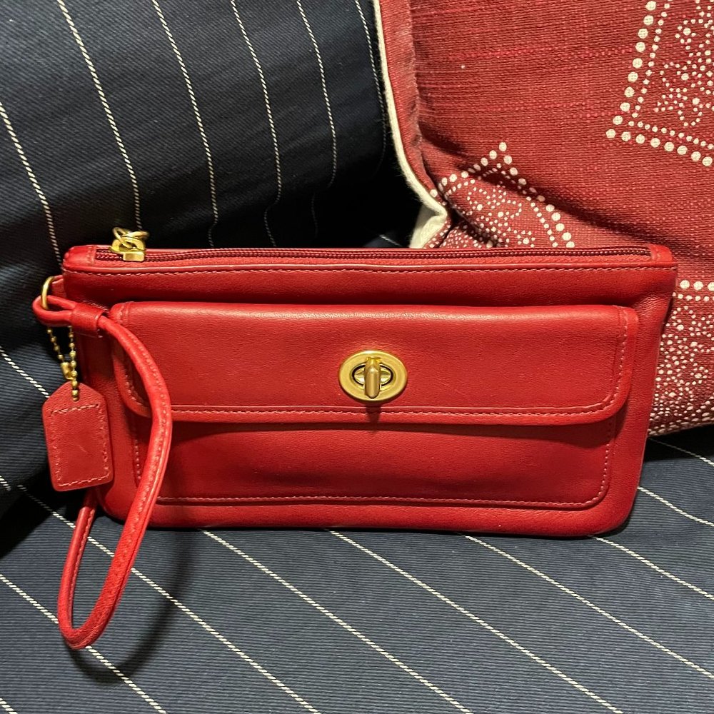 Coach  - Red Leather Wristlet